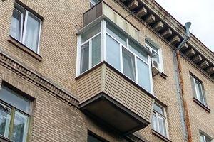 Балкон "под ключ" в "сталинке" с отделкой пластиком в Днепре фото