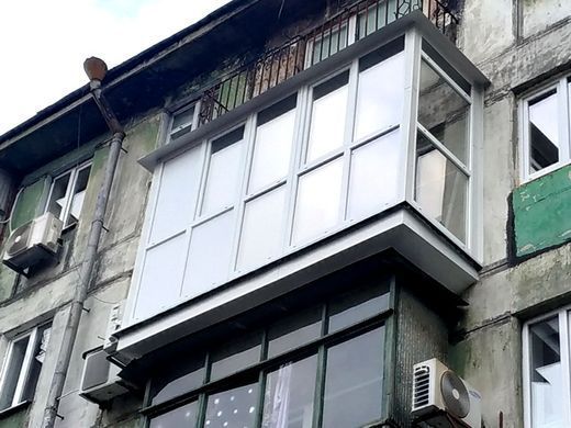 Купити Балкон пластиковий французький WR, 0,8*3*0,8
Балкон пластиковий французький WR400, 2 створки, склопакет 1-но камерний Балкон Ф - 0,8*3*0,8. WR фото
